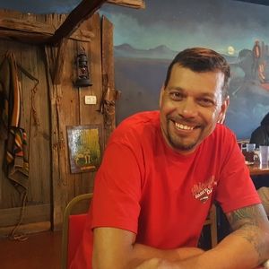 Meet your Posher, Robert